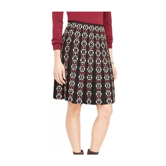 Ann Taylor Black Red Geometric Pleated Embroidered Skirt Knee Length Size 10 - Picture 1 of 10